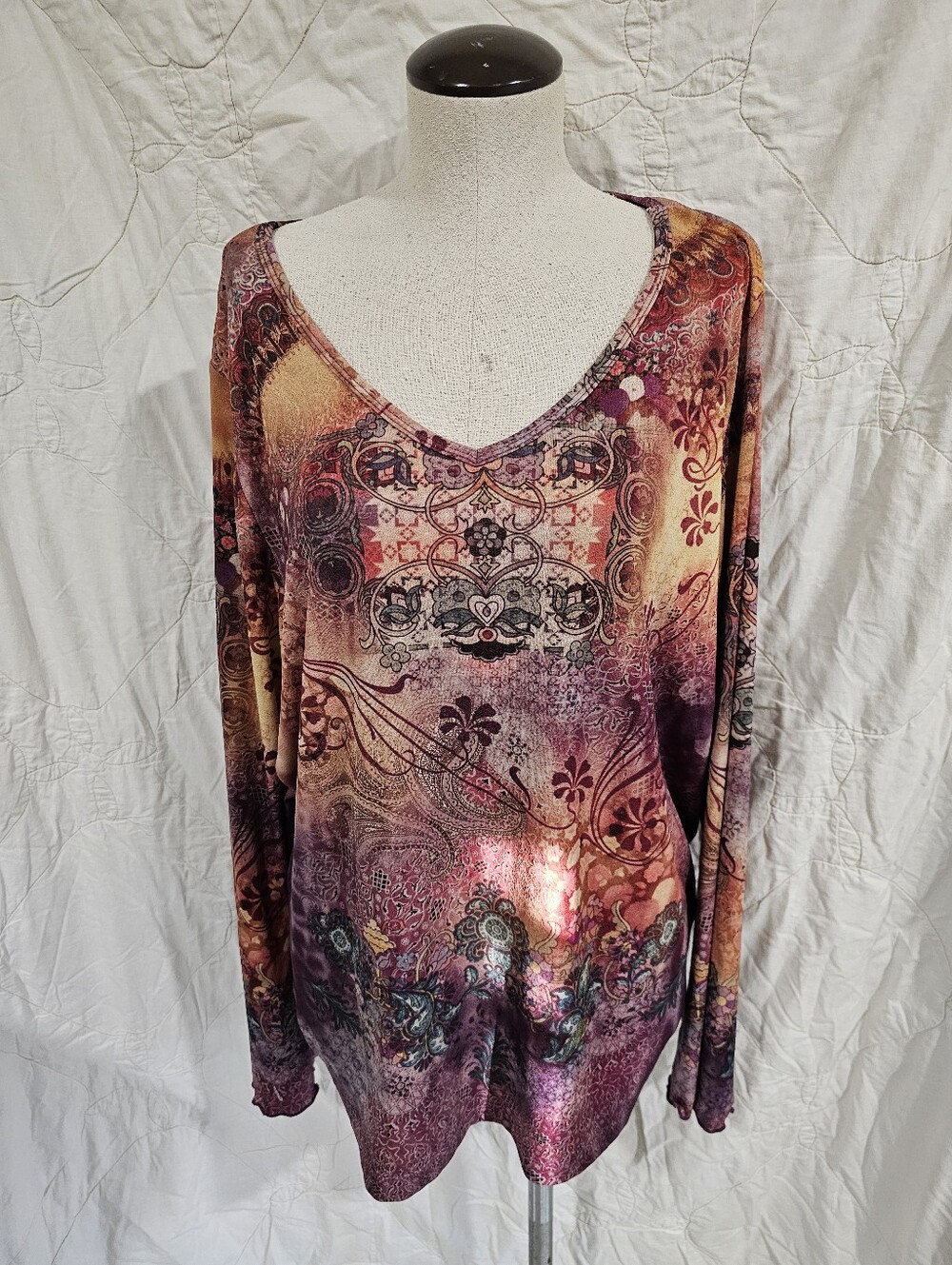 NWT Xcit u.s.a Women's Long Sleeve V-Neck Printed Top 1X
